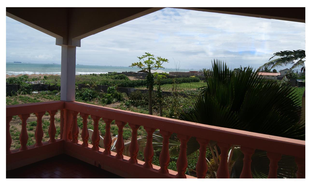 Hotel Alize Plage Baguida エクステリア 写真