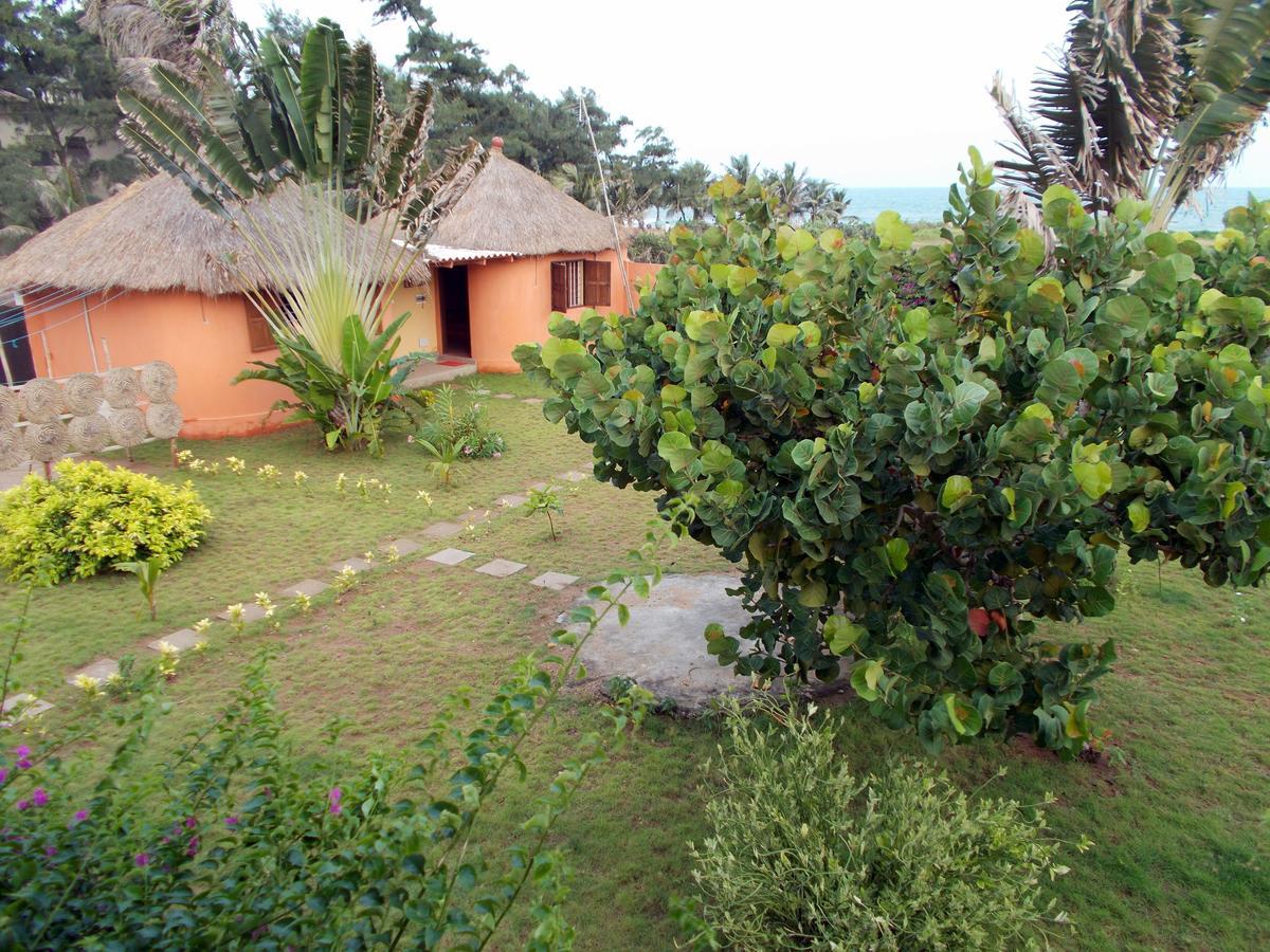 Hotel Alize Plage Baguida エクステリア 写真