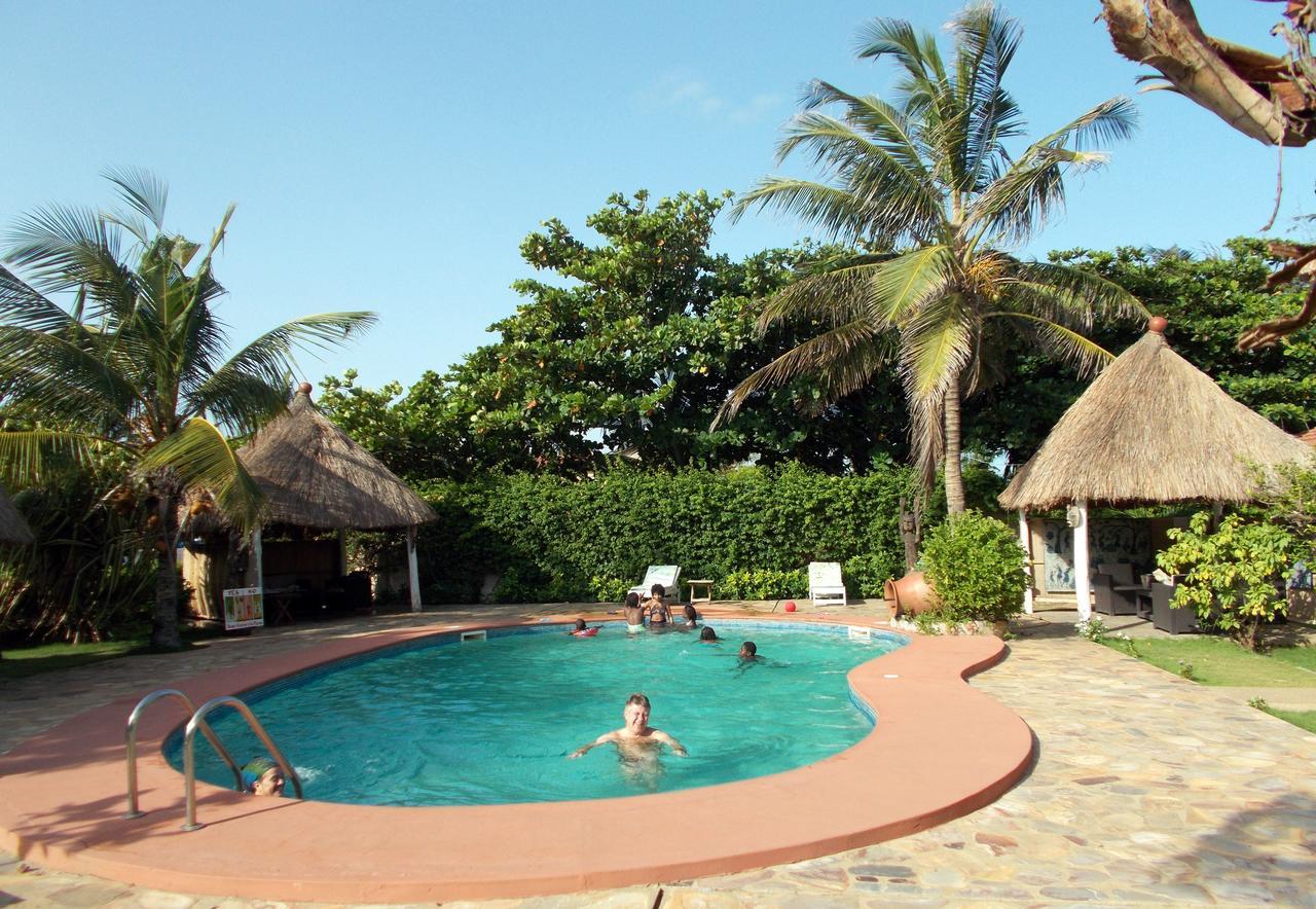 Hotel Alize Plage Baguida エクステリア 写真